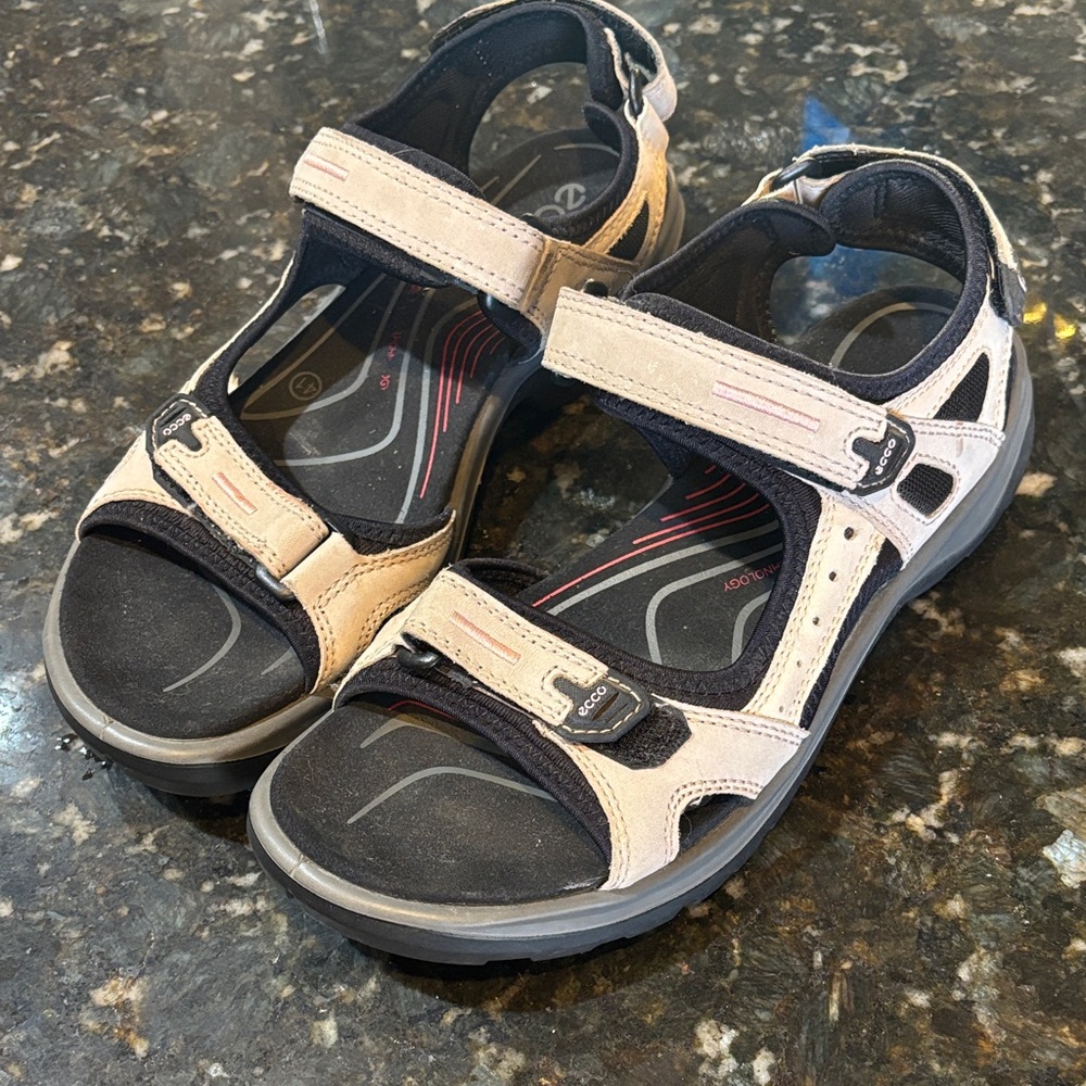 Ecco Yukatan Sandals 10
